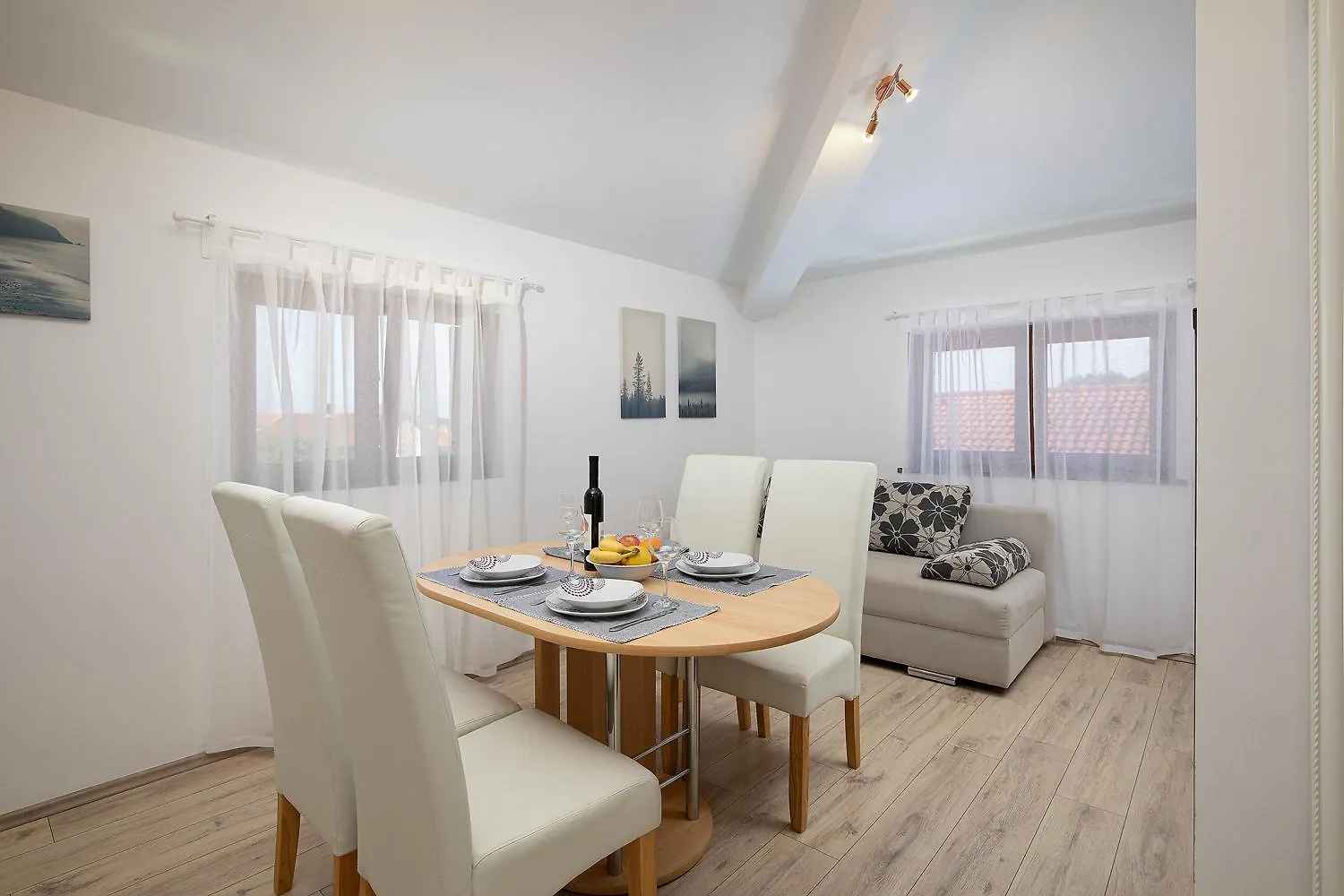 Apartments Dadic With Parking & Playground Medulin