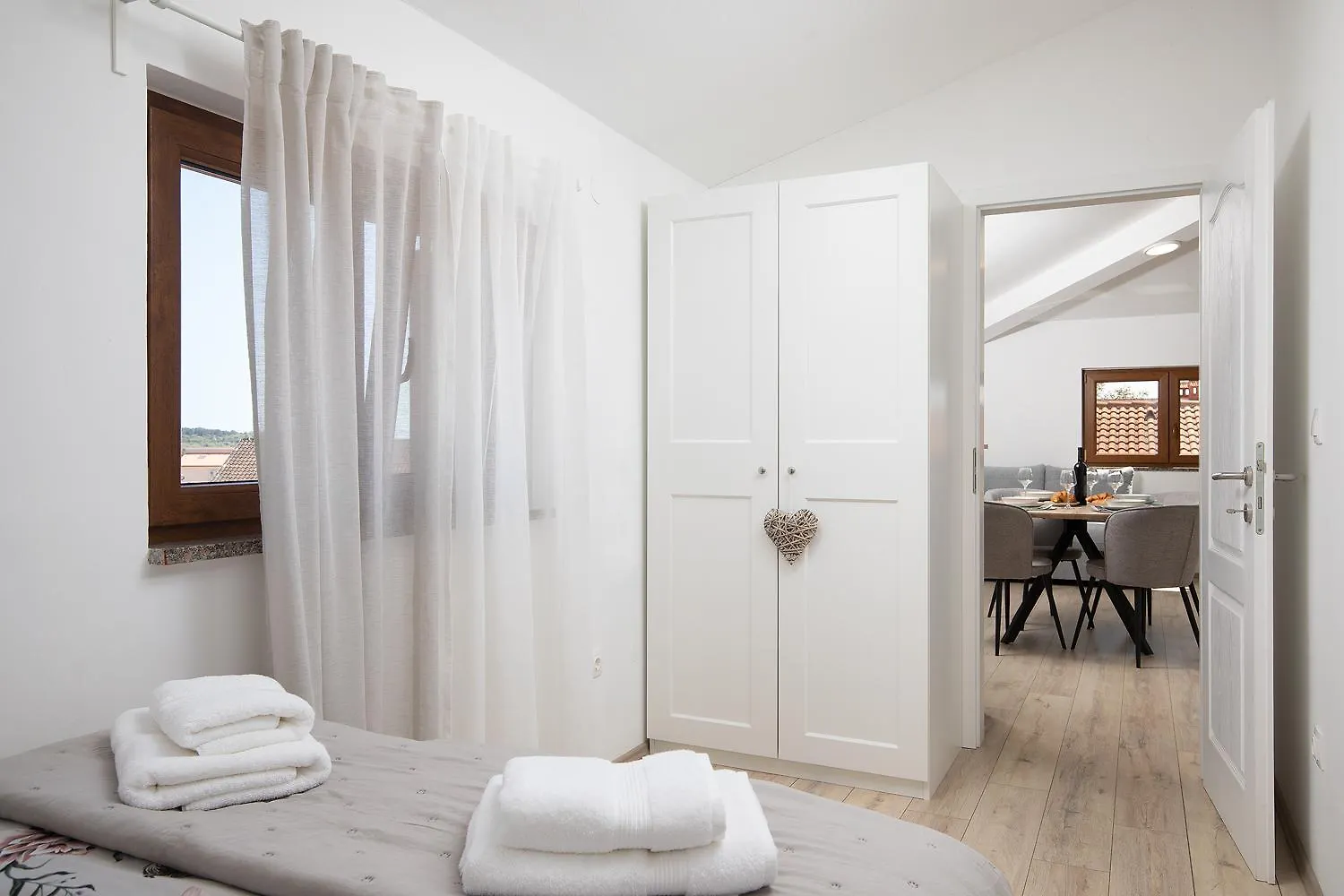 Apartments Dadic With Parking & Playground Medulin Kroatien