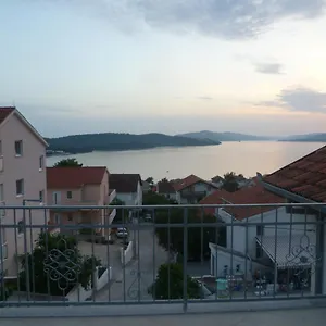 https://apartment-jana-trogir.hotels-in-trogir.com