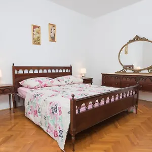 Dzeki Appartamento Spalato
