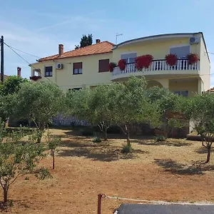 Apartman Kali Appartamento Kali